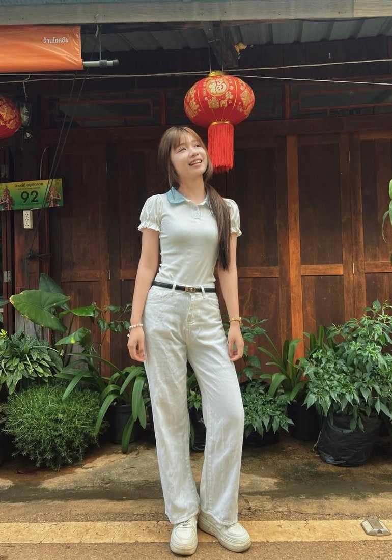 นัท