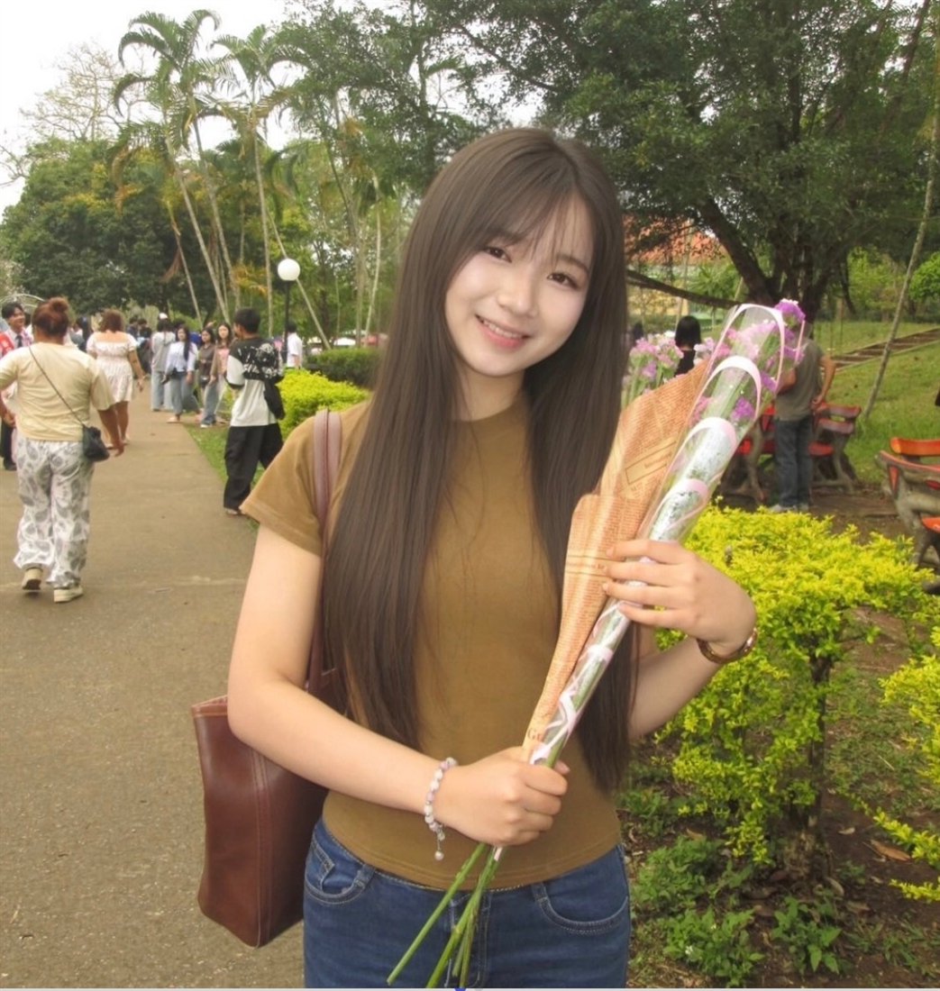 นัท